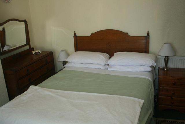 The Knoll Guesthouse Newport  Ruang foto